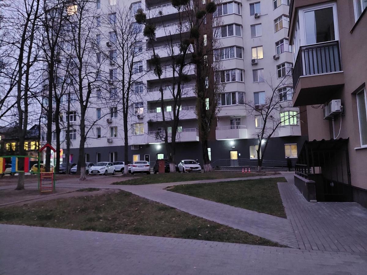 Сказочно Волшебная Квартира Соломенском Районе Добробут 基輔 外观 照片